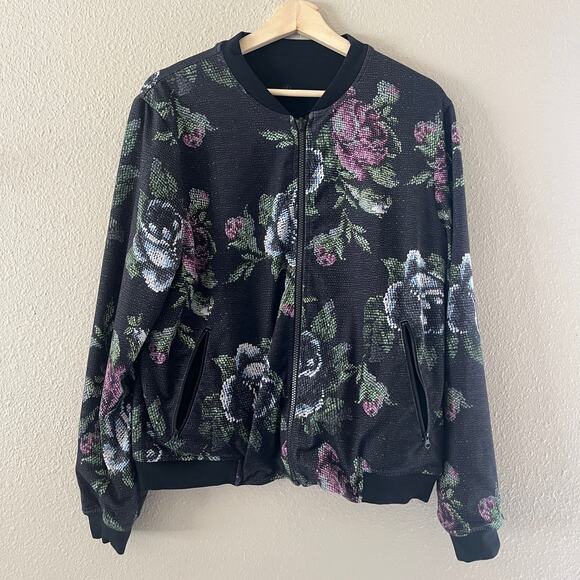 Lululemon Party Bomber Jacket in Garden Party smooth/black - Picture 8 of 13